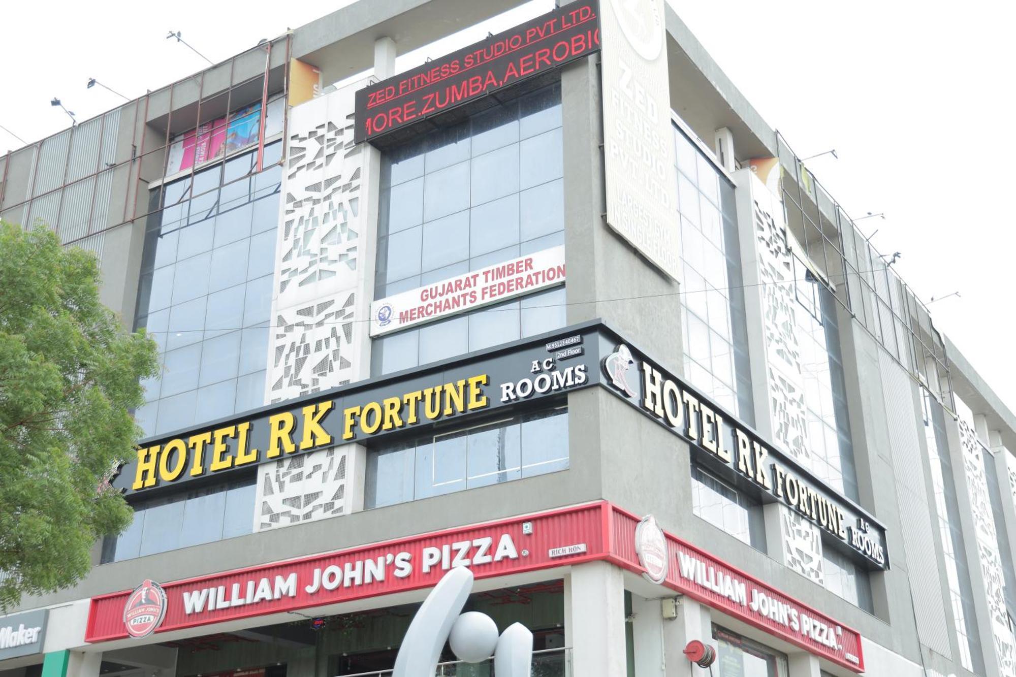Hotel Rk Fortune Ahmedabad Buitenkant foto