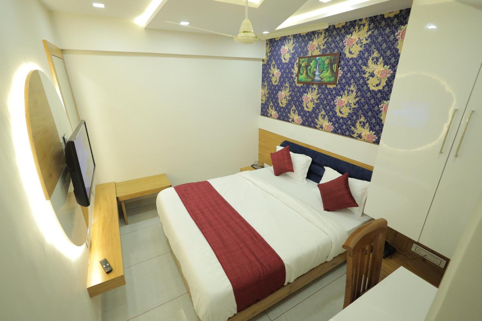 Hotel Rk Fortune Ahmedabad Buitenkant foto